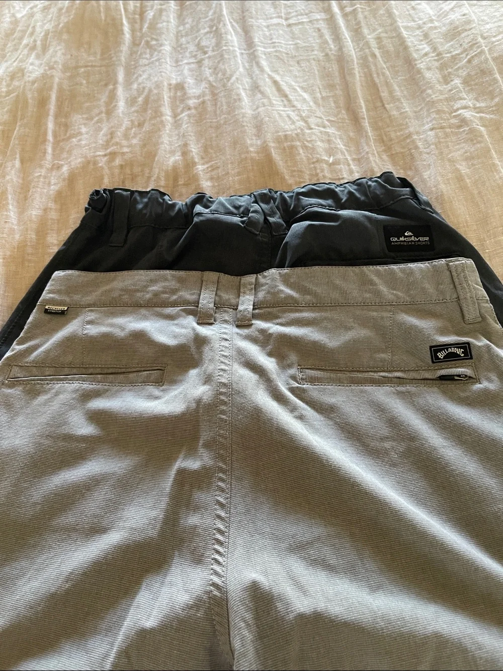 Billabong & Quicksilver Kids Two-Shorts in dark Gray and Light Gray